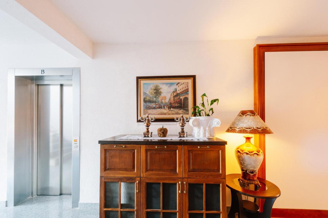 Irish House Medugorje Aparthotel Bagian luar foto
