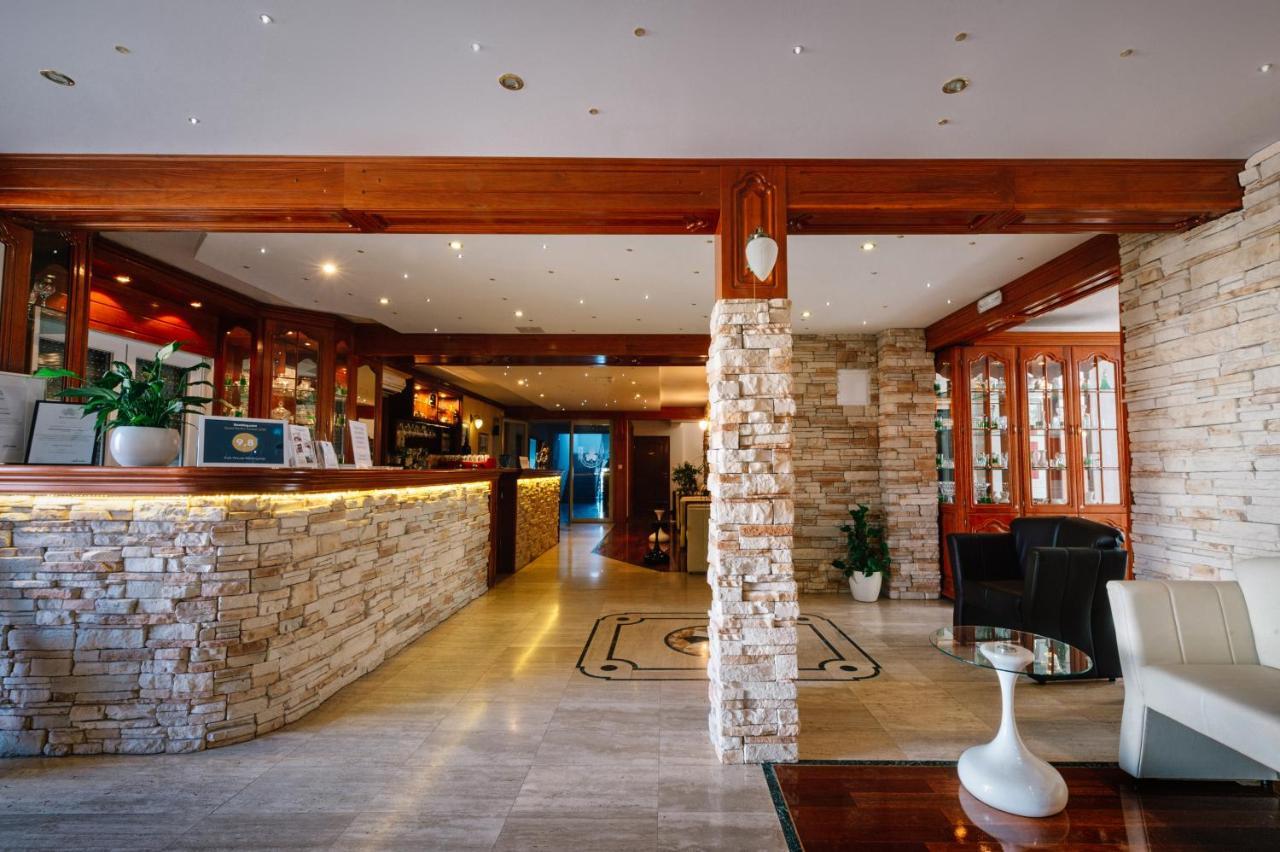 Irish House Medugorje Aparthotel Bagian luar foto