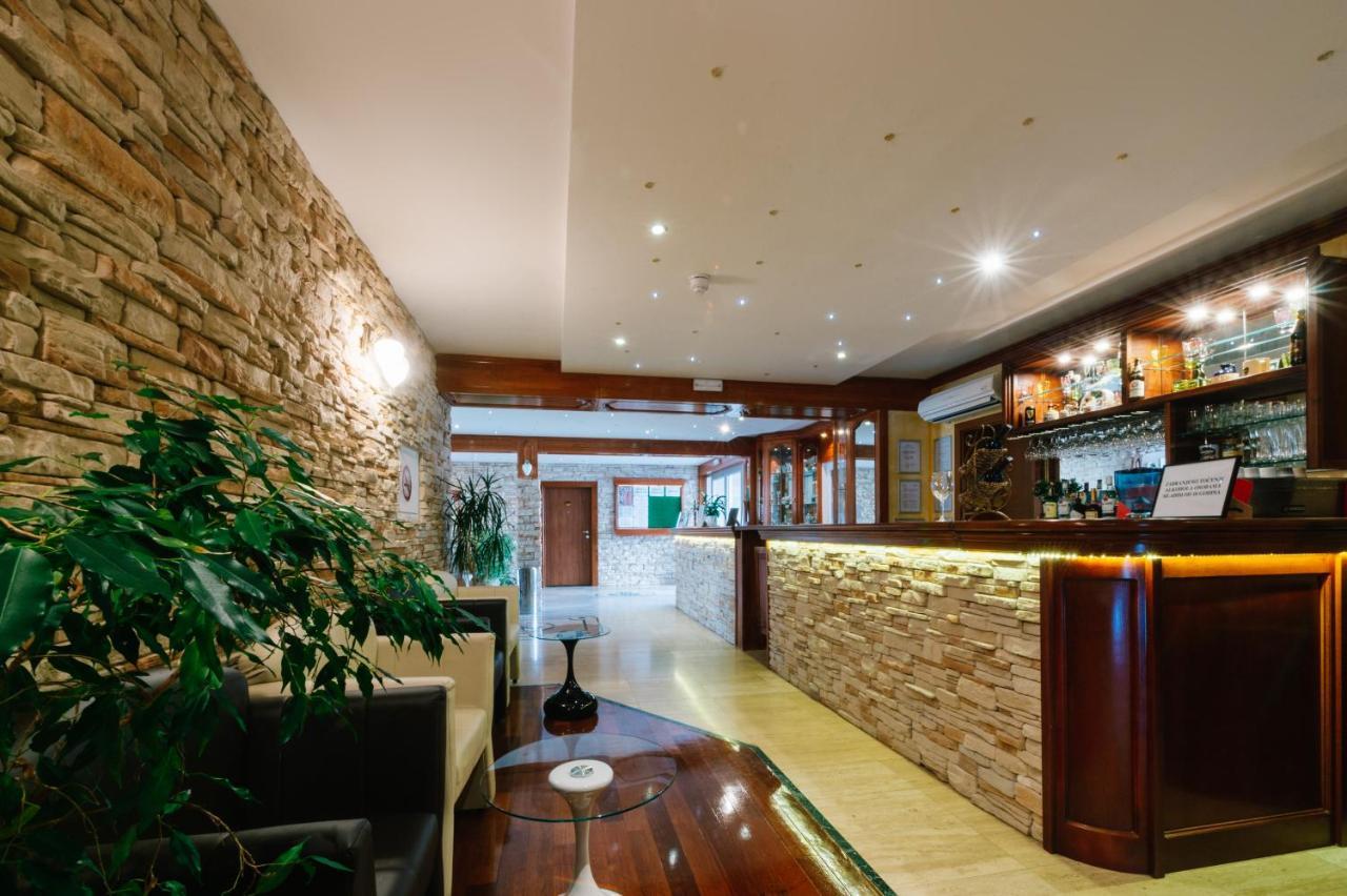 Irish House Medugorje Aparthotel Bagian luar foto